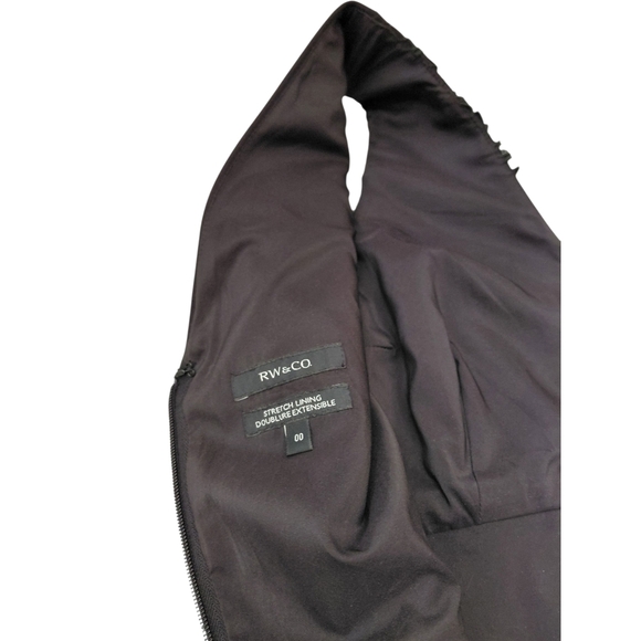 RW&CO Black and Cream Embellished V-Neck Sheath Dress - Picture 6 of 8